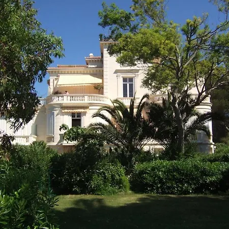 Rivages Palladio Maison Dans Avec Parc Boise Et Piscine En Front De בית נופש *